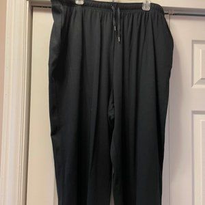 Black baggy elastic waist capri knit pants - 3X